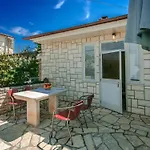 Nika 5 In Der Residenz Mit Pool Und Whirlpool In Strandnaehe By Interhome 아파트 *