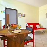 Nika 5 In Der Residenz Mit Pool Und Whirlpool In Strandnaehe By Interhome * 우마그