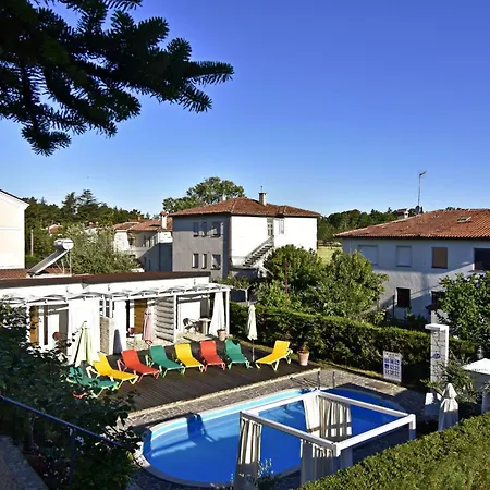 Nika 5 In Der Residenz Mit Pool Und Whirlpool In Strandnaehe By Interhome 아파트