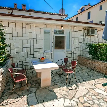 Nika 5 In Der Residenz Mit Pool Und Whirlpool In Strandnaehe By Interhome Appartement