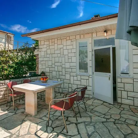 Nika 5 In Der Residenz Mit Pool Und Whirlpool In Strandnaehe By Interhome Appartement *