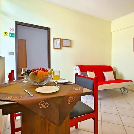 Nika 5 In Der Residenz Mit Pool Und Whirlpool In Strandnaehe By Interhome * Umag