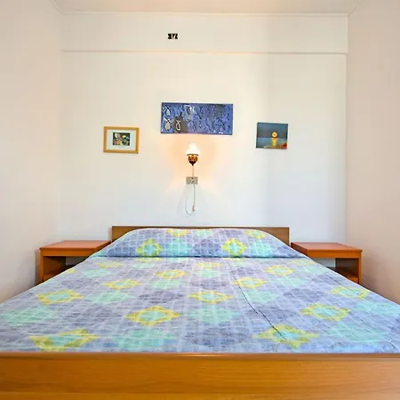 Nika 5 In Der Residenz Mit Pool Und Whirlpool In Strandnaehe By Interhome Appartement *