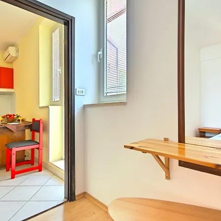 Nika 5 In Der Residenz Mit Pool Und Whirlpool In Strandnaehe By Interhome Appartement Umag