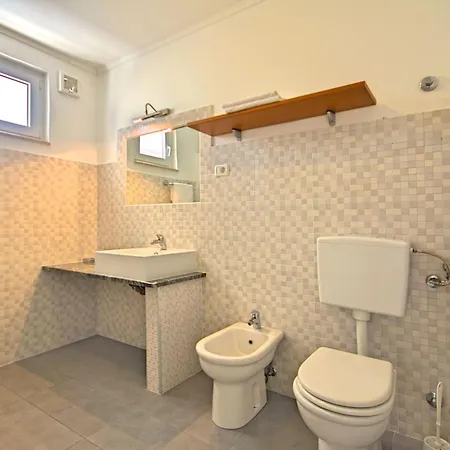 Nika 5 In Der Residenz Mit Pool Und Whirlpool In Strandnaehe By Interhome Appartement Umag